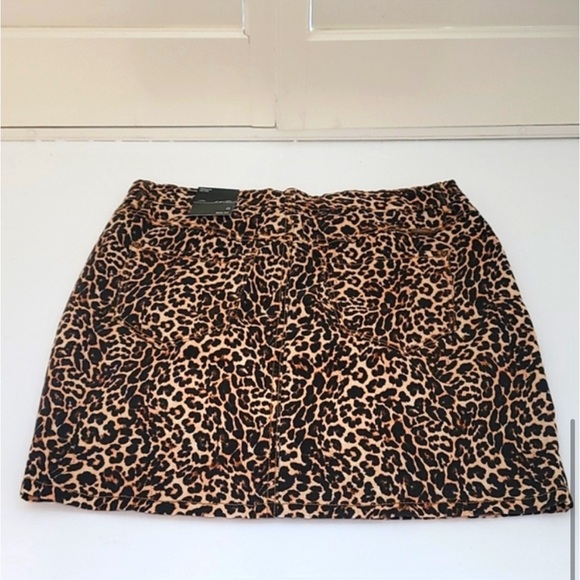 NWT INC Leopard Print Skirt - Picture 3 of 10